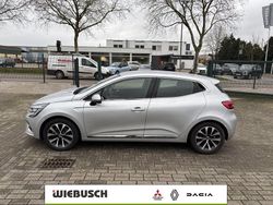 Platingrau Gebraucht 2020 Renault Clio V Intens Kleinwagen | 16.490 € (Etwas zu teuer)