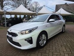 Weiß Gebraucht 2021 Kia Ceed Sportswagon Spirit Kombi | 13.850 € (Fairer Preis)