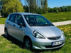 Grau Gebraucht 2007 Honda Jazz LS Kleinwagen | 2.000 € (Fairer Preis)