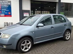 Blau Gebraucht 2004 Skoda Fabia Comfort Limousine | 1.850 € (Teuer)