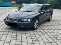 Blau Gebraucht 2004 Volvo V70 Kombi | 3.500 €