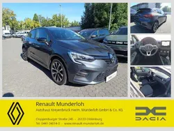 Titangrau Gebraucht 2022 Renault Clio V Zen Limousine | 14.850 € (Fairer Preis)