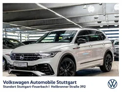 Oryxweiß perlmutteffekt Gebraucht 2023 VW Tiguan Allspace R-line SUV | 40.930 € (Fairer Preis)