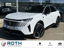Weiss Gebraucht 2024 Peugeot e-3008 GT SUV | 54.980 € (Etwas zu teuer)