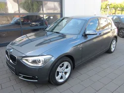 Grau Gebraucht 2015 BMW 118 Sport Line Kleinwagen | 9.999 € (Superpreis)
