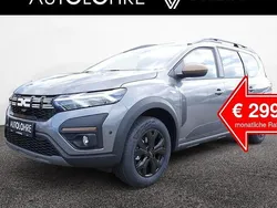Grau Gebraucht 2024 Dacia Jogger Extreme Van / Kleinbus | 23.500 € (Guter Preis)