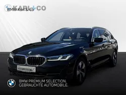 Schwarz Gebraucht 2022 BMW 520 Sport Line Kombi | 27.780 € (Guter Preis)