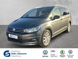 Grau Gebraucht 2019 VW Touran Highline Van / Kleinbus | 25.430 € (Guter Preis)