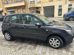 Schwarz Gebraucht 2006 Mazda 2 Exclusive Limousine | 3.799 € (Etwas zu teuer)