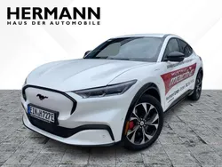 Star white platinum metallic ( Gebraucht 2024 Ford Mustang Mach-E Premium SUV | 48.496 € (Teuer)
