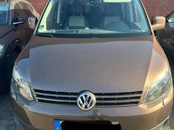 Braun Gebraucht 2012 VW Caddy Van / Kleinbus | 14.900 €