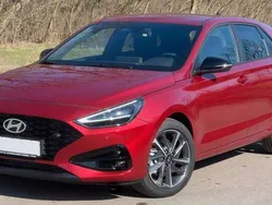 Ultimate red Neu 2024 Hyundai i30 Advantage Limousine | 23.490 € (Fairer Preis)