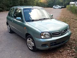 Grün Gebraucht 2001 Nissan Micra Kleinwagen | 650 € (Guter Preis)