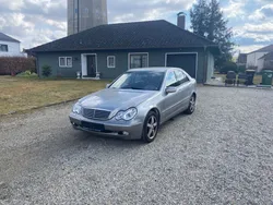Mercedes C240
