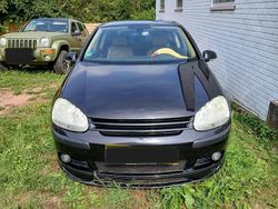 Schwarz Gebraucht 2004 VW Golf Sportline Limousine | 3.500 € (Etwas zu teuer)