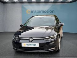 Schwarz Gebraucht 2022 VW Golf VIII Kleinwagen | 23.399 € (Fairer Preis)