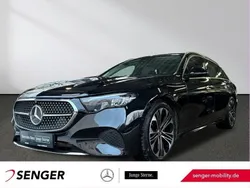 Schwarz Gebraucht 2024 Mercedes E220 Avantgarde Limousine | 48.880 € (Guter Preis)