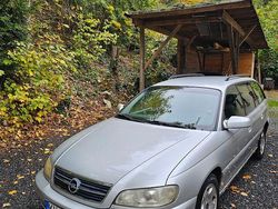 Silber Gebraucht 2001 Opel Omega Limousine | 950 € (Fairer Preis)