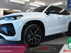 Pure white Neu 2025 VW Tayron R-line SUV | 54.500 € (Superpreis)