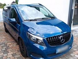 Blau Gebraucht 2019 Mercedes V200 Van / Kleinbus | 23.500 € (Fairer Preis)