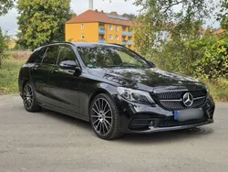 Schwarz Gebraucht 2018 Mercedes C300 AMG line Kombi | 31.990 € (Teuer)