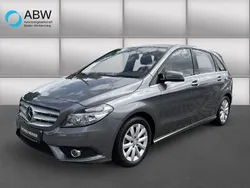 Grau Gebraucht 2012 Mercedes B180 Van / Kleinbus | 11.490 € (Fairer Preis)