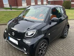Schwarz Gebraucht 2015 Smart ForTwo Coupé Passion Kleinwagen | 8.200 € (Etwas zu teuer)