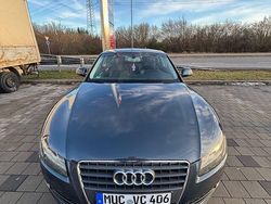 Grau Gebraucht 2009 Audi A5 Coupé | 9.000 € (Etwas zu teuer)