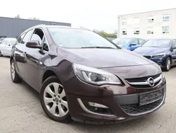Braun Gebraucht 2013 Opel Astra Innovation Kombi | 3.202 € (Superpreis)