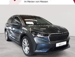 Grau Gebraucht 2021 Skoda Enyaq iV SUV | 29.289 € (Guter Preis)