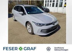 Mondsteingrau Gebraucht 2024 VW Golf VIII Life Kombi | 29.390 € (Fairer Preis)