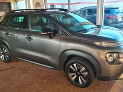 Grau Gebraucht 2020 Citroën C3 Aircross Shine SUV | 13.399 € (Fairer Preis)