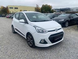 Weiß Gebraucht 2014 Hyundai i10 Edition Kleinwagen | 6.290 € (Etwas zu teuer)