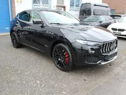 Schwarz Gebraucht 2019 Maserati Levante GranLusso SUV | 36.900 €