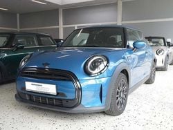 Island blue metallic Gebraucht 2021 Mini ONE Classic Kleinwagen | 16.950 € (Etwas zu teuer)