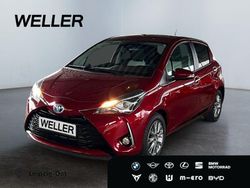 Rot Gebraucht 2017 Toyota Yaris Hybrid Comfort Kleinwagen | 14.490 € (Fairer Preis)