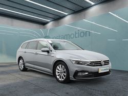 Grau Gebraucht 2023 VW Passat IQ Drive Kombi | 34.750 € (Teuer)