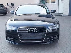 Schwarz Gebraucht 2013 Audi A4 Attraction Limousine | 6.890 € (Superpreis)