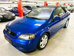 Blau Gebraucht 2004 Opel Astra Cabriolet Cabrio | 3.800 € (Guter Preis)