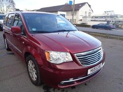 Rot Gebraucht 2014 Chrysler Town & Country Van | 5.995 €
