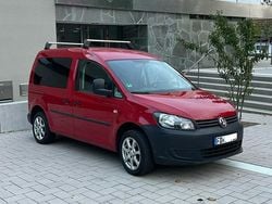 Rot Gebraucht 2013 VW Caddy Van / Kleinbus | 6.300 € (Guter Preis)