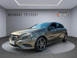 Gold Gebraucht 2012 Mercedes A200 AMG Limousine | 12.950 € (Etwas zu teuer)