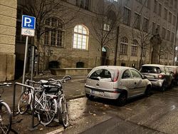 Silber Gebraucht 2003 Opel Corsa Kleinwagen | 1.890 € (Etwas zu teuer)