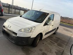 Weiß Gebraucht 2012 Peugeot Partner Van / Kleinbus | 5.600 € (Fairer Preis)