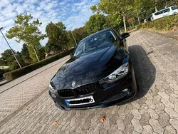 Schwarz Gebraucht 2012 BMW 318 Limousine | 14.999 € (Teuer)