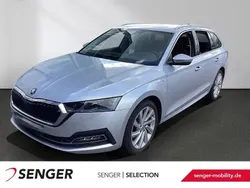 Silber Gebraucht 2021 Skoda Octavia Style Kombi | 23.790 € (Fairer Preis)