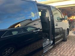 Schwarz Gebraucht 2018 Toyota Proace Executive Van / Kleinbus | 28.500 € (Fairer Preis)