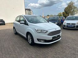 Weiß Gebraucht 2018 Ford C-MAX Titanium Van / Kleinbus | 8.290 € (Fairer Preis)