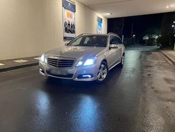 Silber Gebraucht 2010 Mercedes E250 Avantgarde Kombi | 6.250 € (Etwas zu teuer)