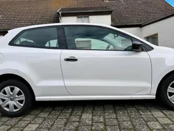 Weiß Gebraucht 2013 VW Polo Kleinwagen | 4.000 €